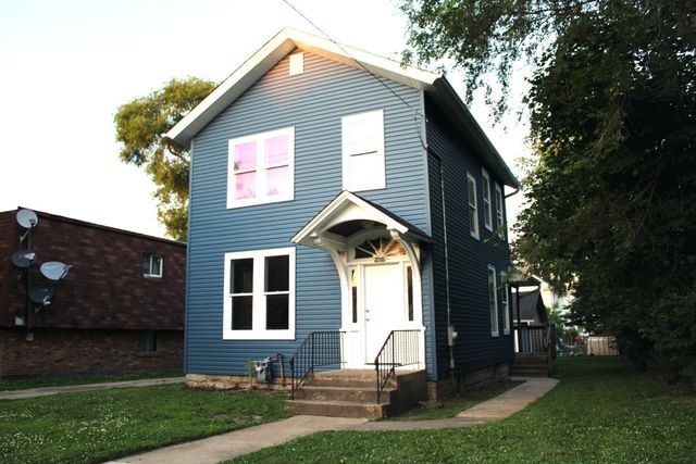 216 Fifth Street, Aurora, IL 60505