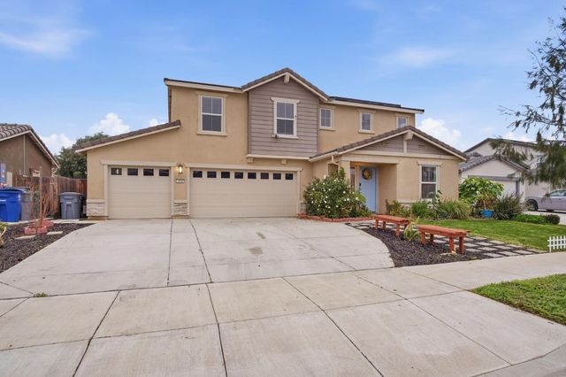 1666 Oak St, Los Banos, CA 93635