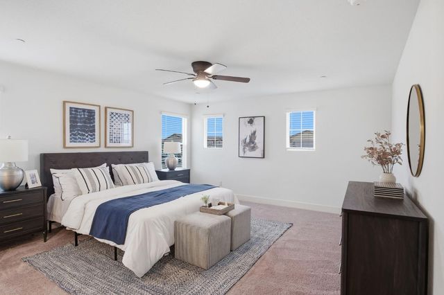 1666 Oak St, Los Banos, CA 93635