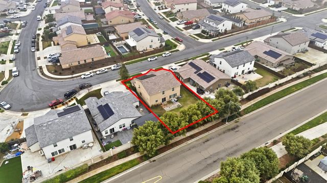 1666 Oak St, Los Banos, CA 93635