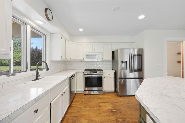 2761 90th Street NE, Monticello, MN 55362