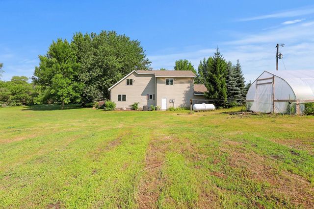 2761 90th Street NE, Monticello, MN 55362