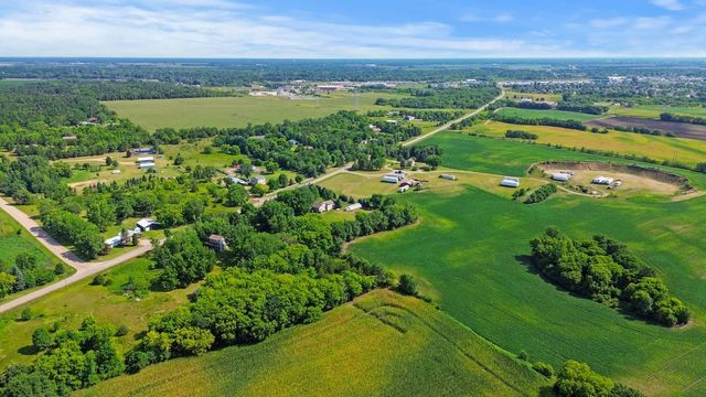 2761 90th Street NE, Monticello, MN 55362