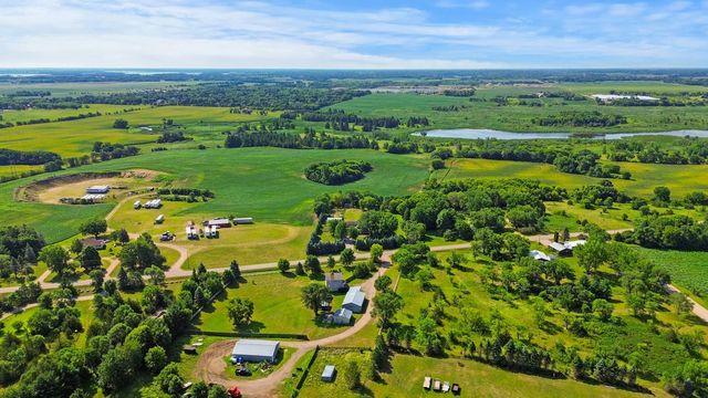 2761 90th Street NE, Monticello, MN 55362