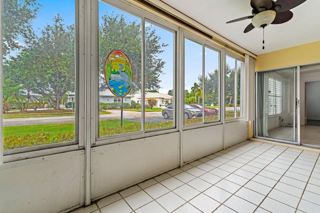 5570 Tamberlane Circle 131, Palm Beach Gardens, FL 33418