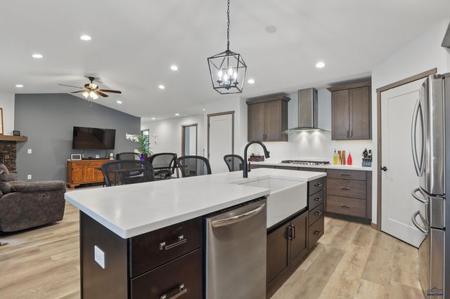 21621 NORTHWOOD DR, Piedmont, SD 57769