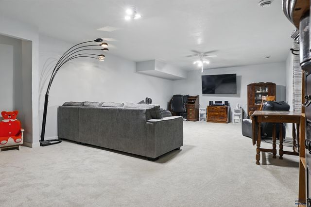 21621 NORTHWOOD DR, Piedmont, SD 57769