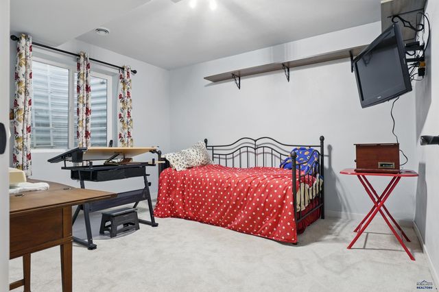 21621 NORTHWOOD DR, Piedmont, SD 57769