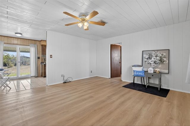 5364 County Road 1657, Odem, TX 78370