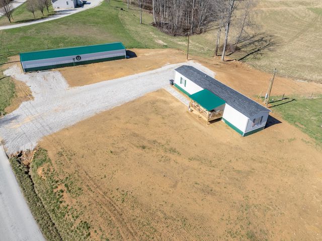 2029 Kentucky 1693, Wellington, KY 40387