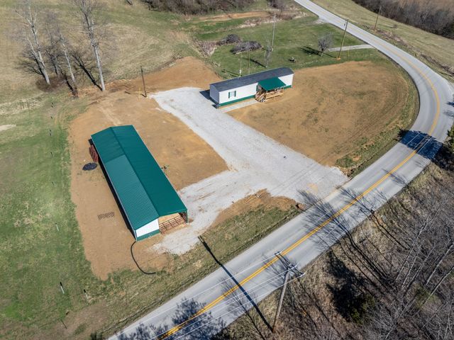 2029 Kentucky 1693, Wellington, KY 40387