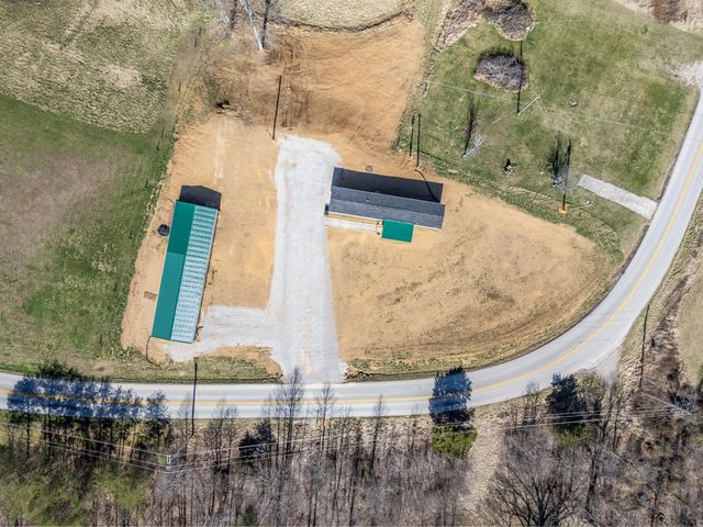 2029 Kentucky 1693, Wellington, KY 40387