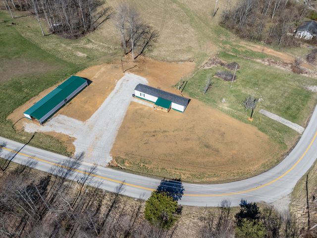 2029 Kentucky 1693, Wellington, KY 40387