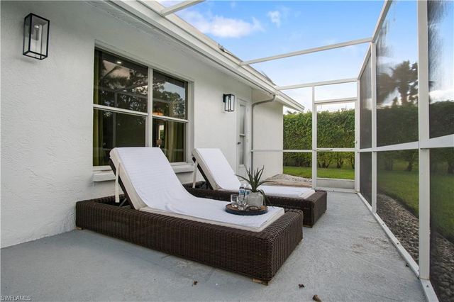 1719 Camelia LN, Naples, FL 34105