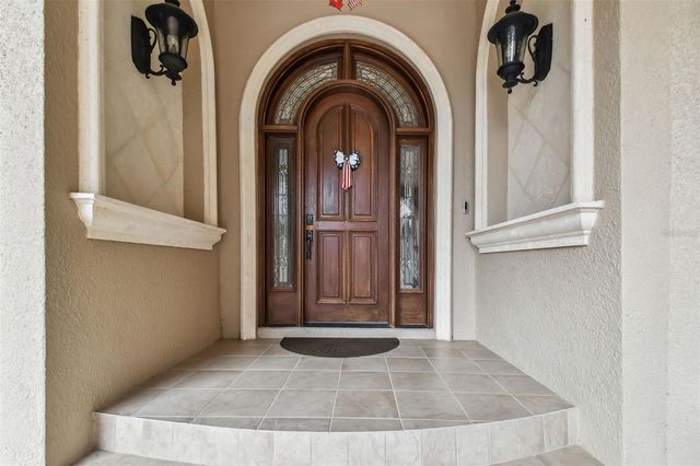 12709 MANNHURST OAK LANE, Lithia, FL 33547