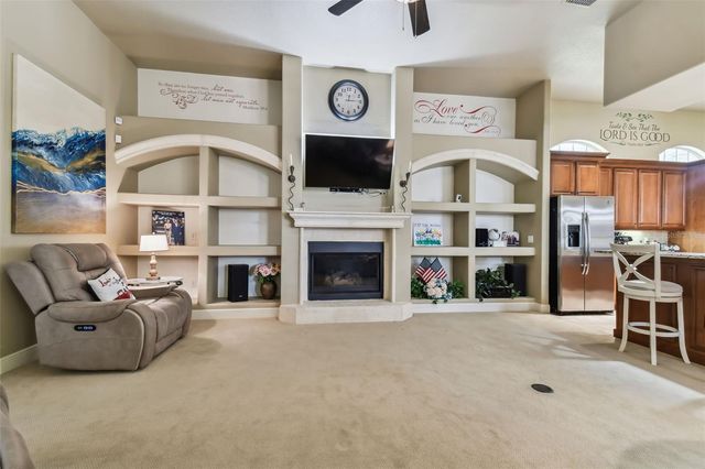 12709 MANNHURST OAK LANE, Lithia, FL 33547