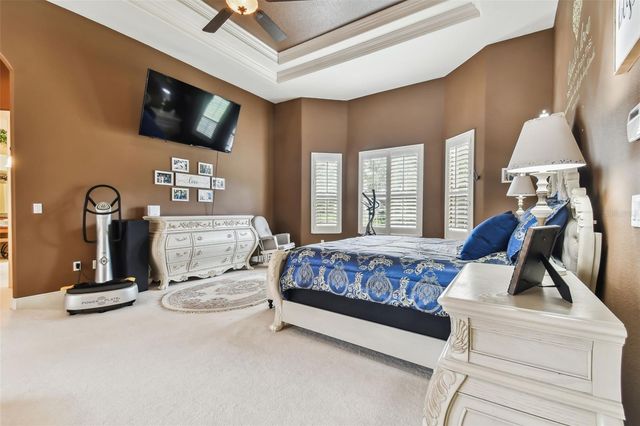 12709 MANNHURST OAK LANE, Lithia, FL 33547