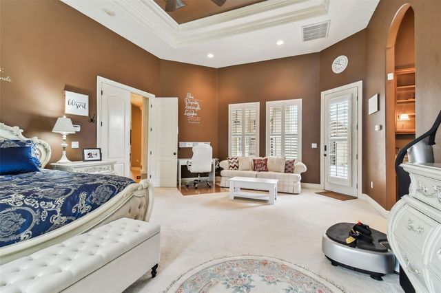 12709 MANNHURST OAK LANE, Lithia, FL 33547