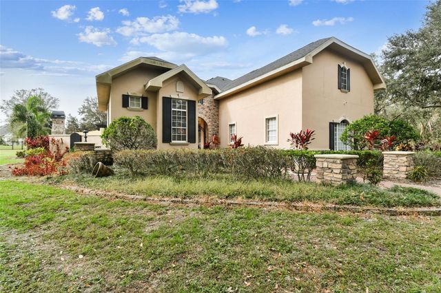 12709 MANNHURST OAK LANE, Lithia, FL 33547