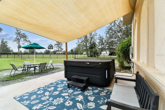 12709 MANNHURST OAK LANE, Lithia, FL 33547