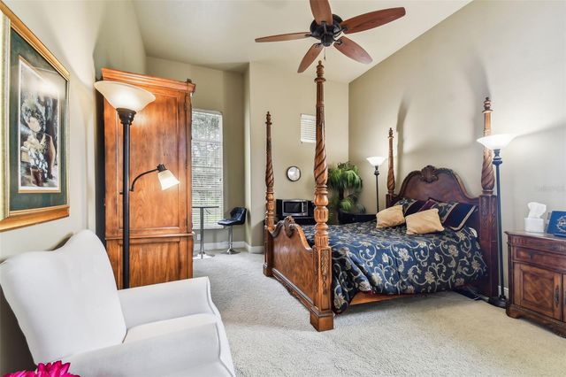 12709 MANNHURST OAK LANE, Lithia, FL 33547