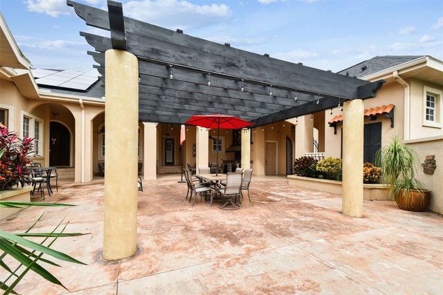 12709 MANNHURST OAK LANE, Lithia, FL 33547