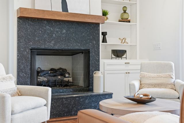 500 Country Club Dr, Dickson, TN 37055