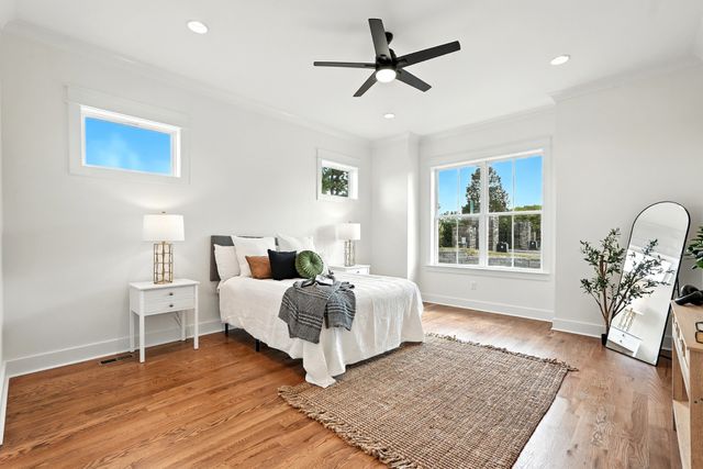 500 Country Club Dr, Dickson, TN 37055