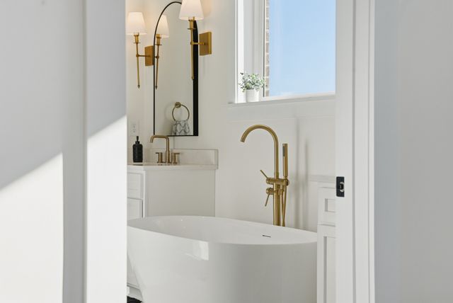 500 Country Club Dr, Dickson, TN 37055