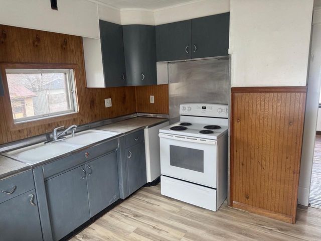 954 N Church Street, Richland Center, WI 53581