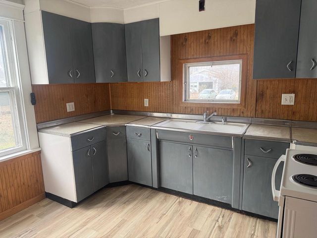 954 N Church Street, Richland Center, WI 53581