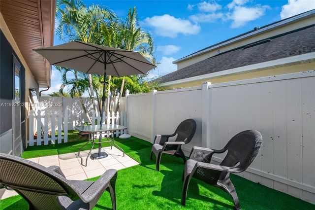 2625 Eagle Cliff Dr, Kissimmee, FL 34746