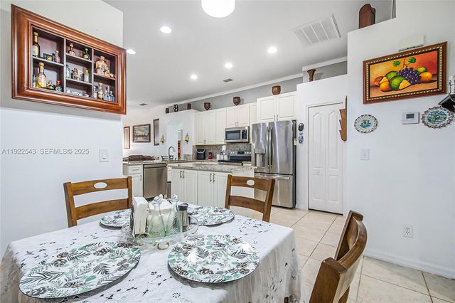 2625 Eagle Cliff Dr, Kissimmee, FL 34746