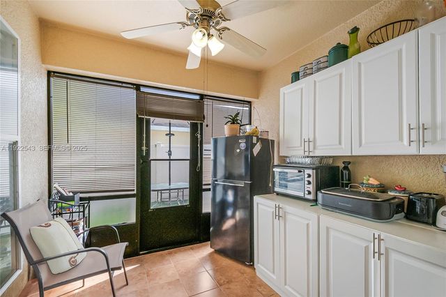 2625 Eagle Cliff Dr, Kissimmee, FL 34746