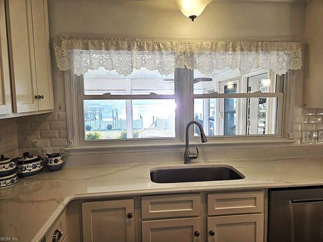 2 Canal DR, Poquoson, VA 23662