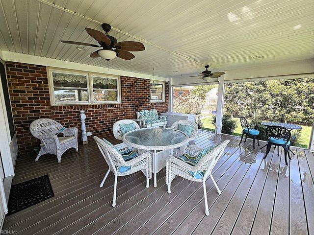2 Canal DR, Poquoson, VA 23662