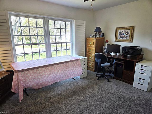 2 Canal DR, Poquoson, VA 23662