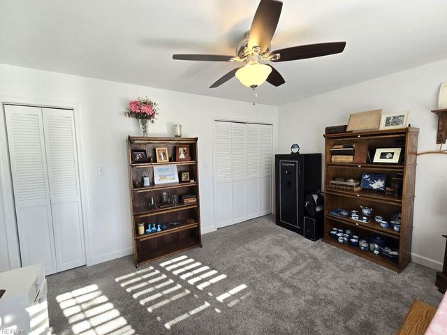 2 Canal DR, Poquoson, VA 23662
