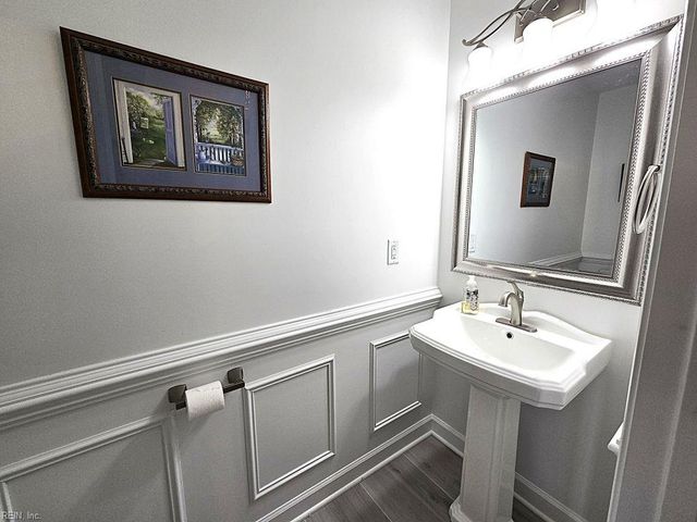 2 Canal DR, Poquoson, VA 23662