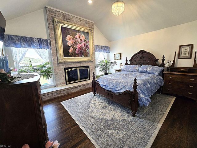 2 Canal DR, Poquoson, VA 23662