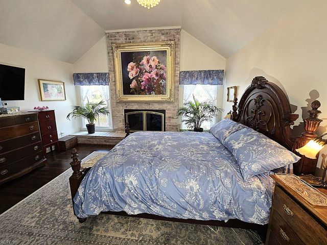 2 Canal DR, Poquoson, VA 23662