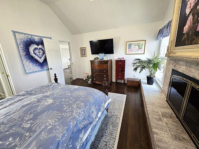 2 Canal DR, Poquoson, VA 23662