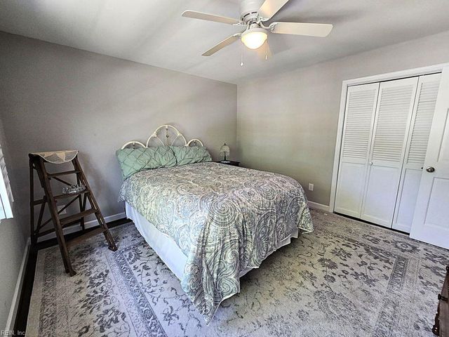 2 Canal DR, Poquoson, VA 23662
