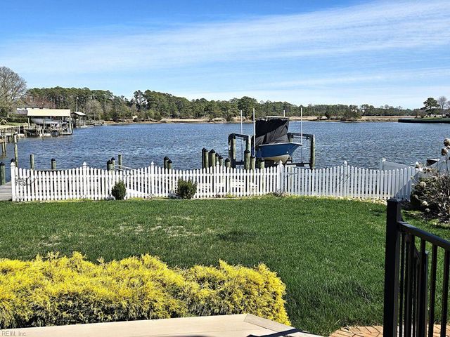 2 Canal DR, Poquoson, VA 23662