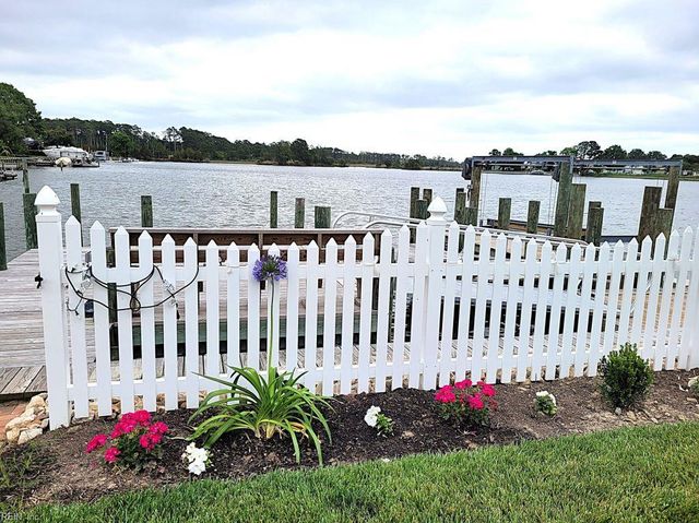 2 Canal DR, Poquoson, VA 23662