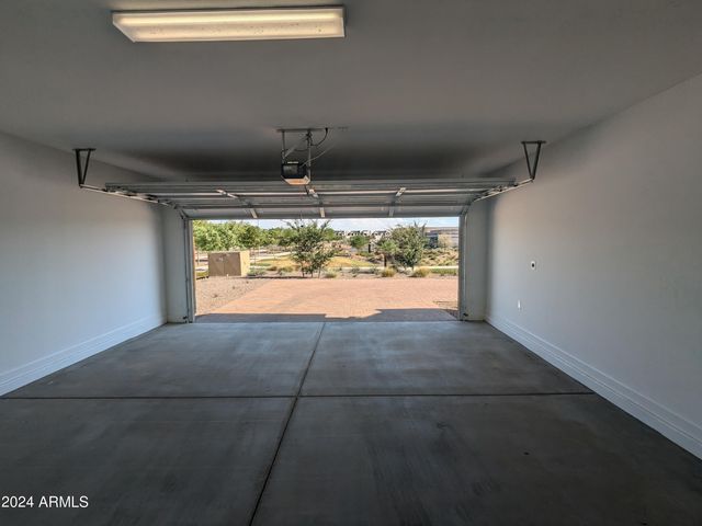 2207 W Paso Trail, Phoenix, AZ 85085