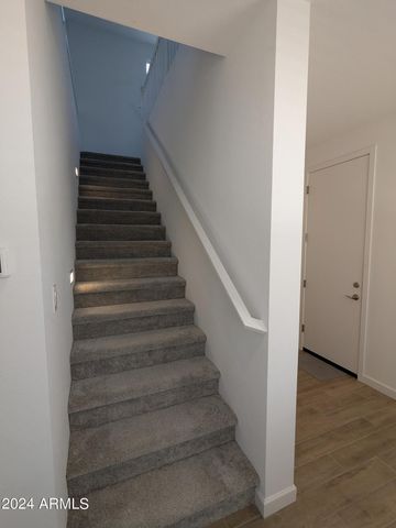 2207 W Paso Trail, Phoenix, AZ 85085