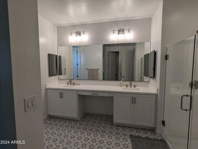2207 W Paso Trail, Phoenix, AZ 85085