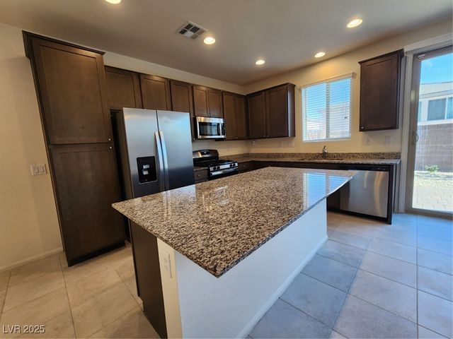 5828 Bonita Rose Street, Las Vegas, NV 89113
