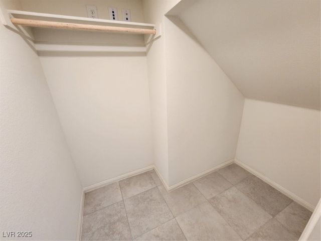 5828 Bonita Rose Street, Las Vegas, NV 89113